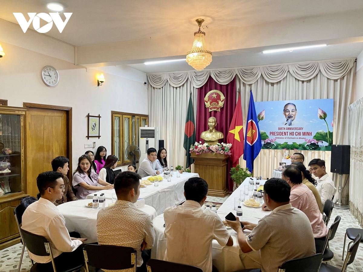 Kỷ niệm sinh nhật Chủ tịch Hồ Chí Minh tại Bangladesh